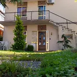 Casa Sbrindoli * Лидо-ди-Езоло